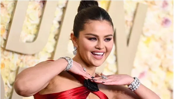 Selena Gomez breaks silence over Golden Globes feud with Kylie Jenner | Pro Hub of News