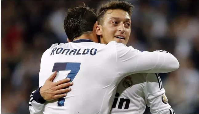 'Bro not bad': Cristiano Ronaldo comments on Mesut Ozil's gym video | Pro Hub of News