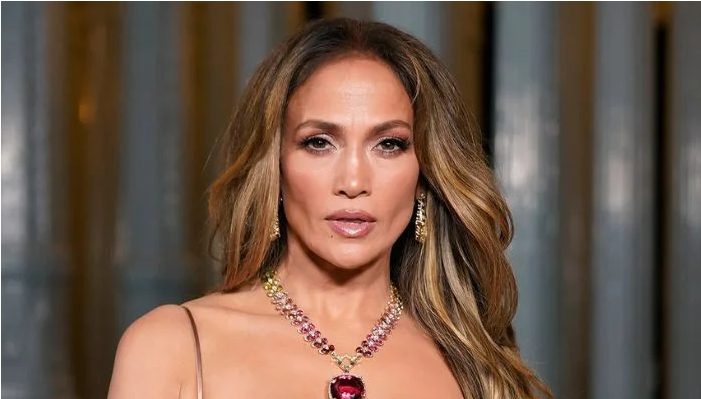 Jennifer Lopez hits 'best shape' ahead of 'This is Me… Now' tour | Pro Hub of News